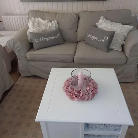 Haus Luettje Huus Holiday home *
