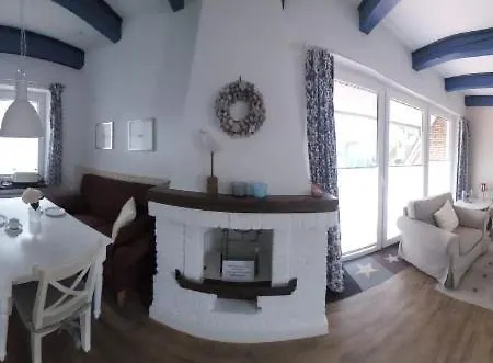 Haus Luettje Huus בית נופש Krummhörn